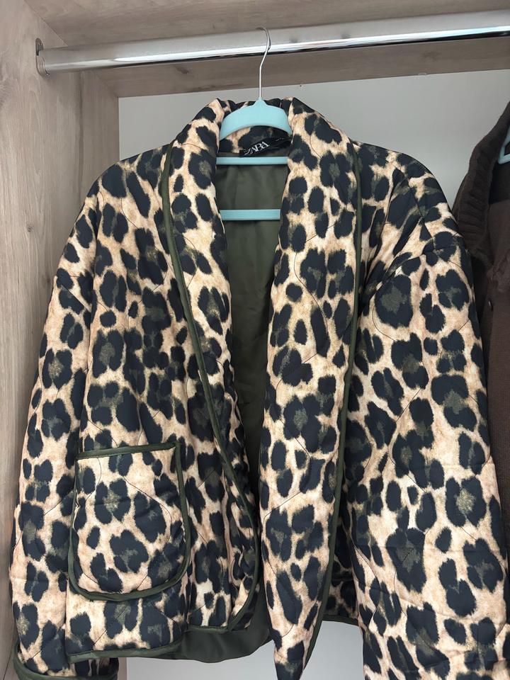 Куртка под Zara с леопардовым принтом