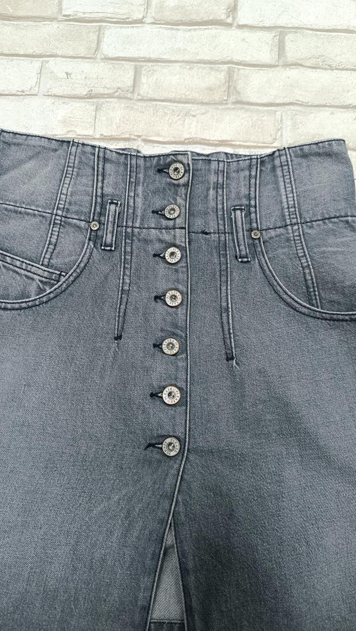 Юбка джинсовая на пуговицах с карманами