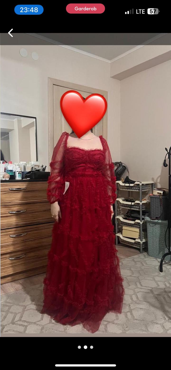 Платье от Secret Store