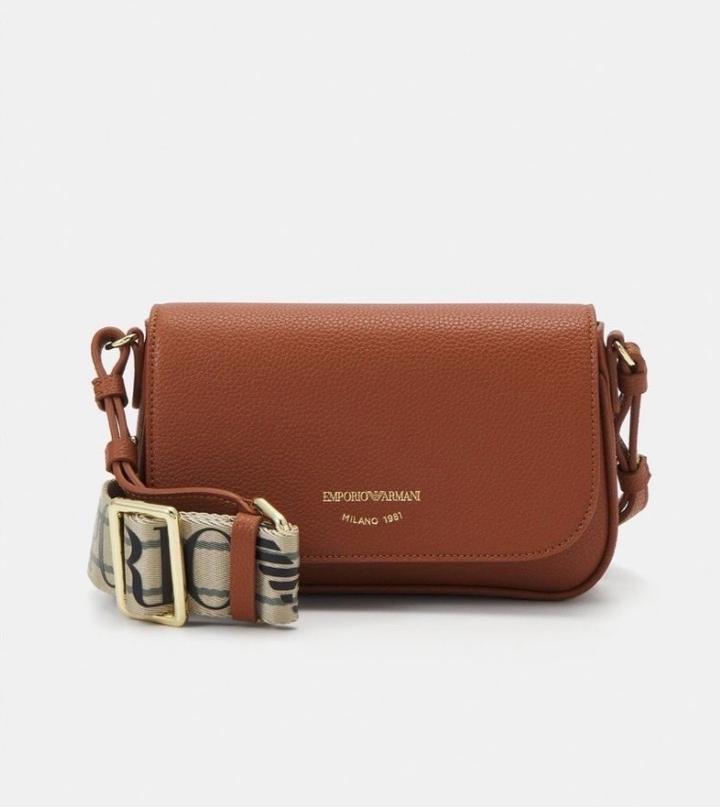 Сумка Emporio Armani