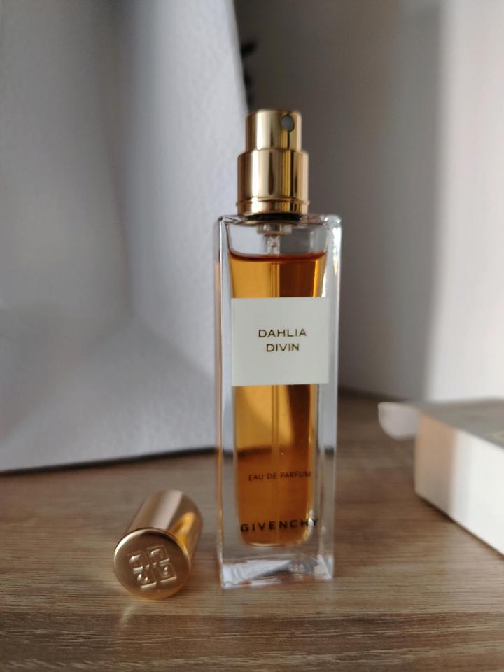 Givenchy Dahlia Divin