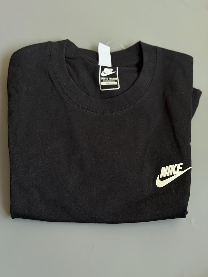 Футболка мужская Nike