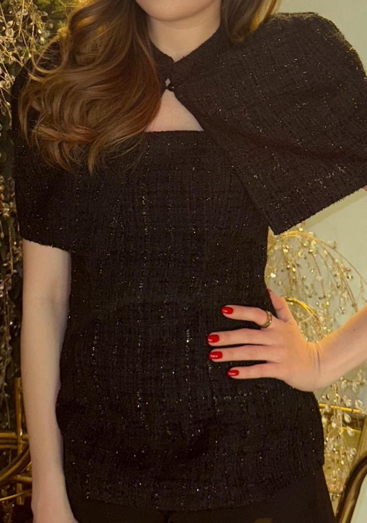 Топ с кейпом