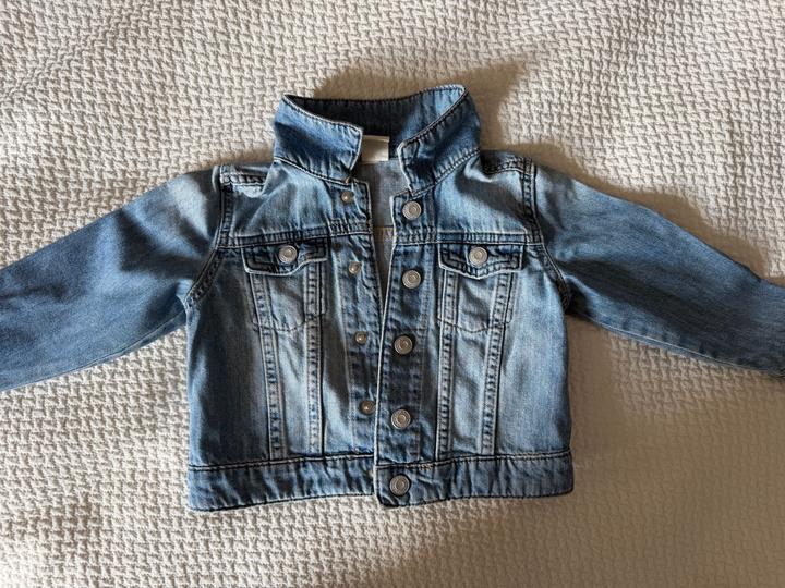 Джинсовая куртка H&M