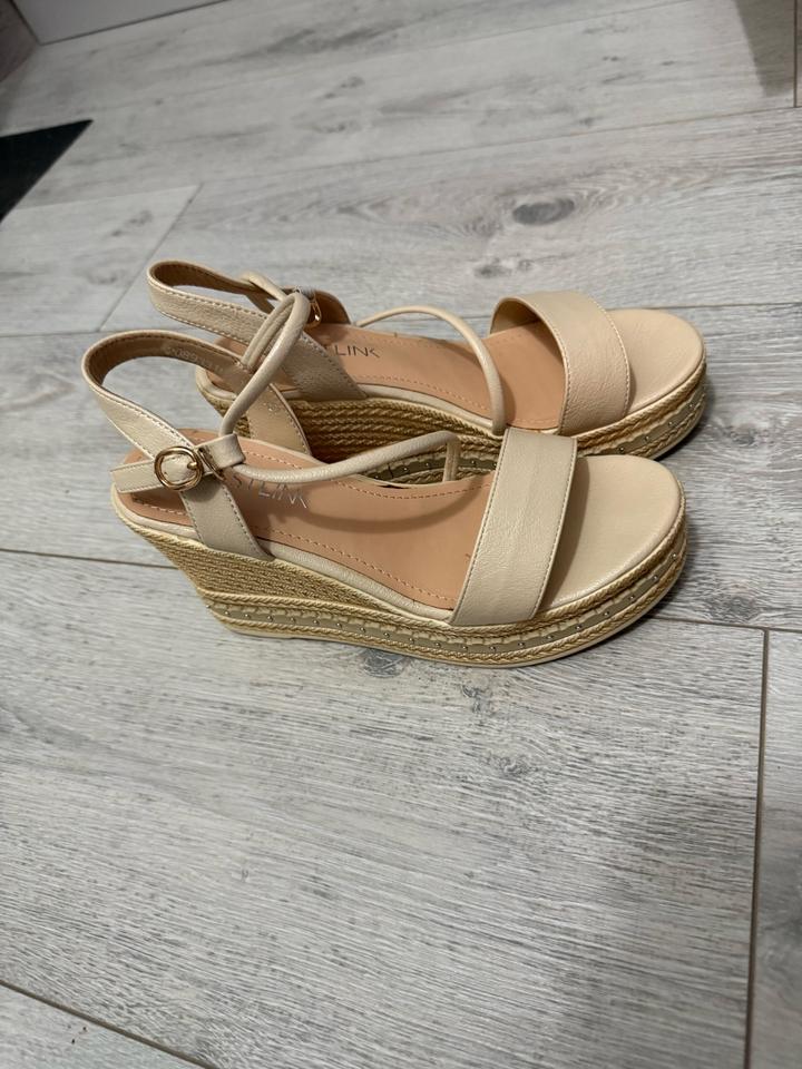 Красивые Босоножки