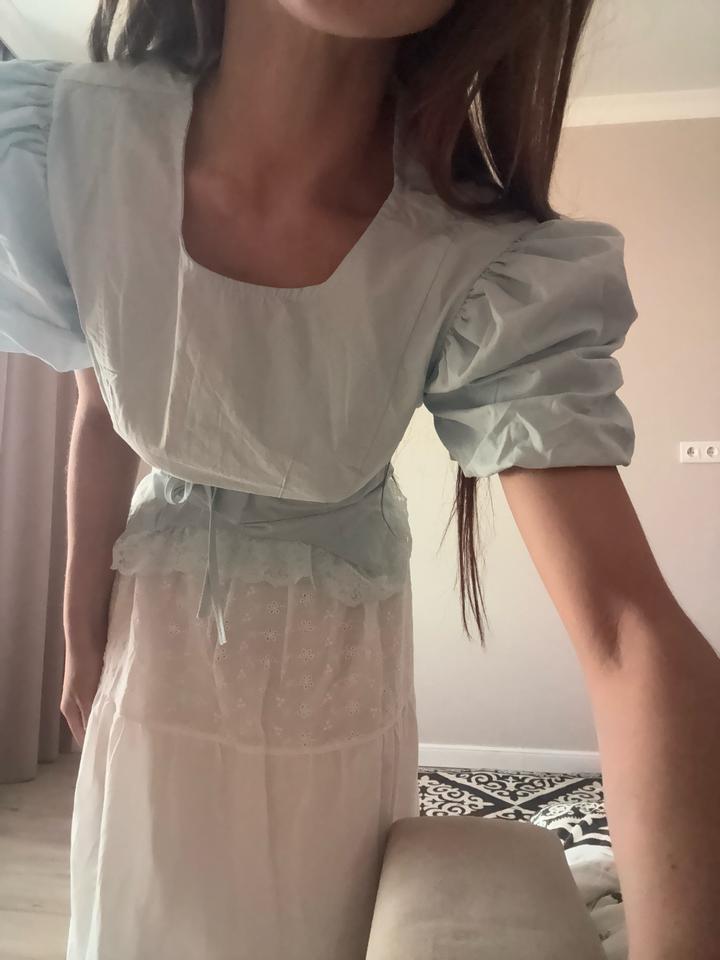 Топ болубой летний
