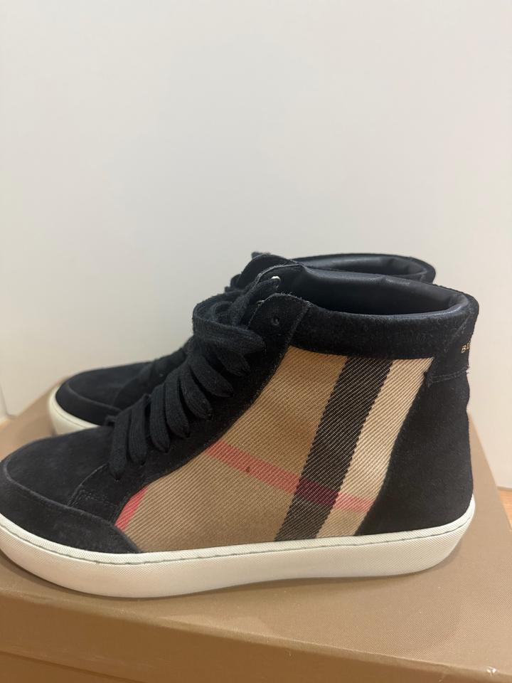 Кеды 36 размера. От бренда Burberry