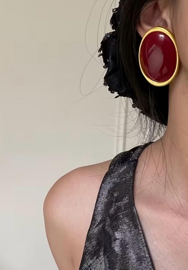 Новые овальные серьги