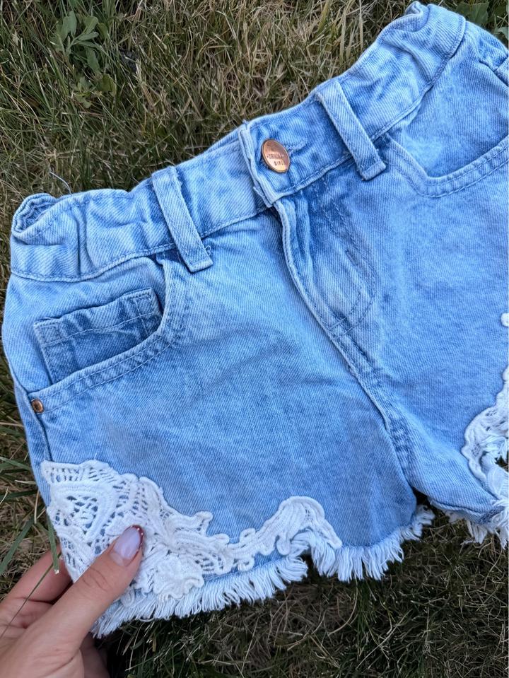 Джинсовые шорты 7-8 лет denim&co