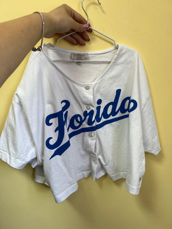 Укороченая футболка pull bear