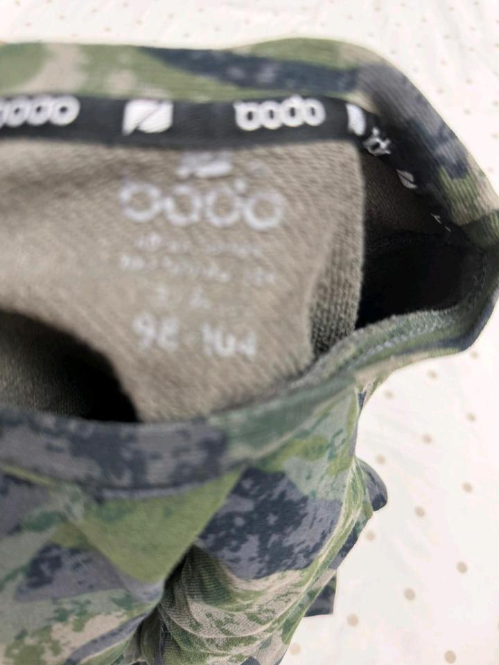 Продам костюм от Bodo