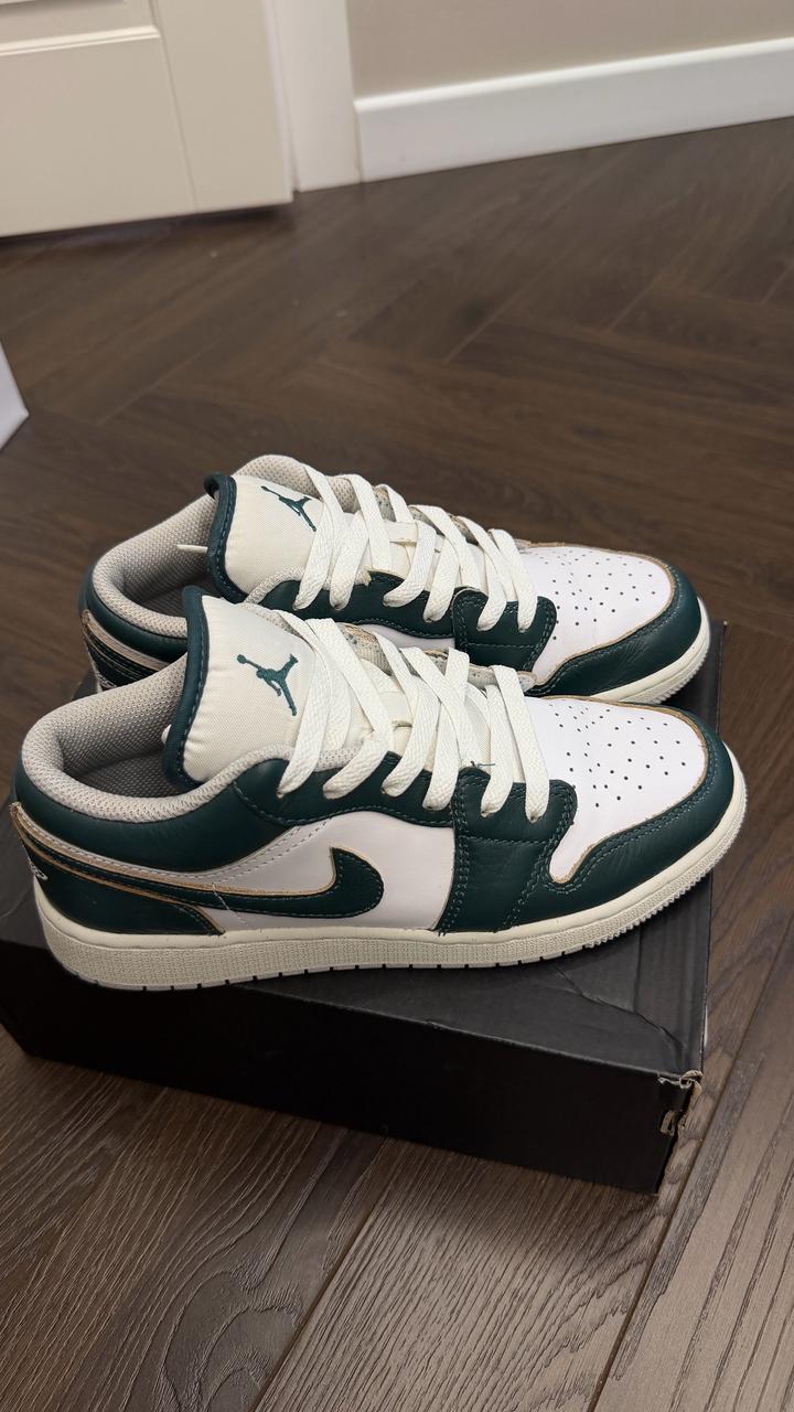 Оригинал кроссовки Nike Jordan 37,5 в зеленом оттенке