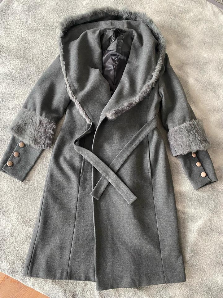 Пальто на весну и осень