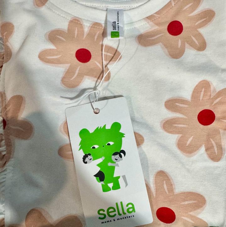 Комплект на девочку Sella