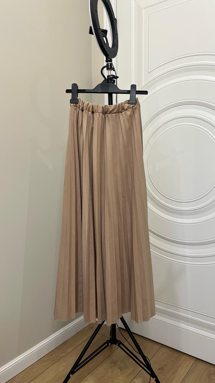 Юбка бежевая