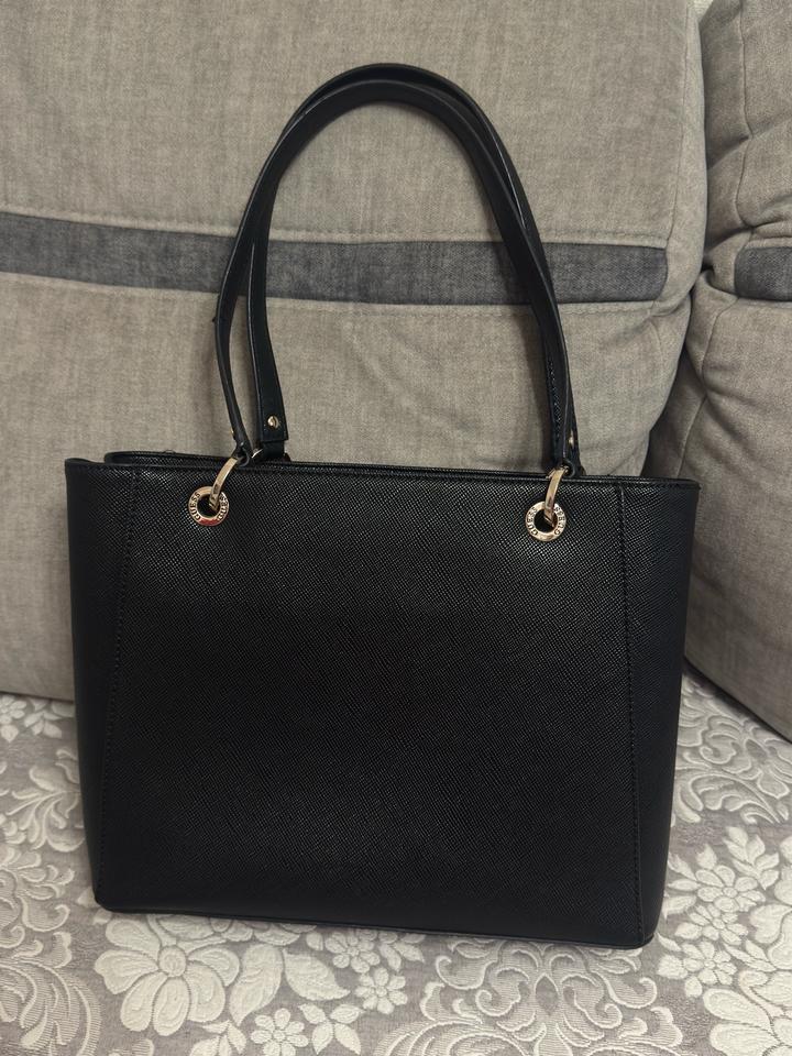 Сумка Guess