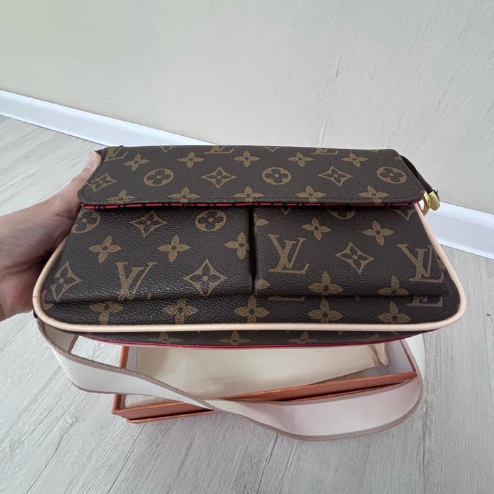 ✨ Louis Vuitton Crossbody ✨