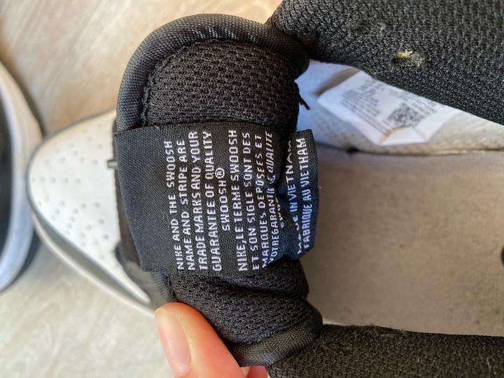 Кроссовки Nike
