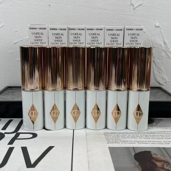 Charlotte Tilbury Unreal Skin Sheer Glow Tint тональный крем
