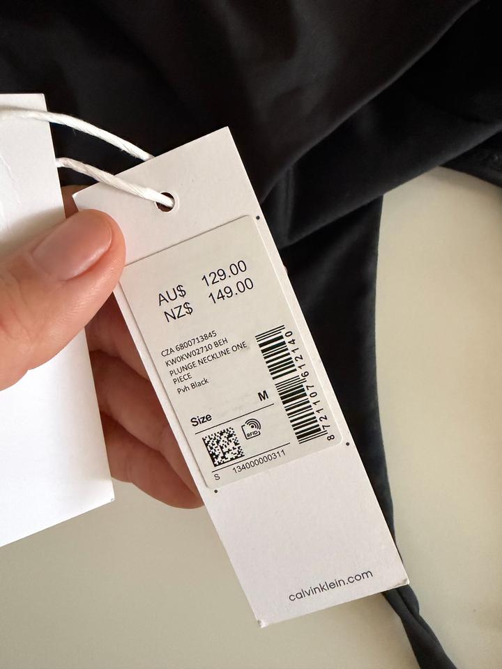 Новый купальник Calvin Klein