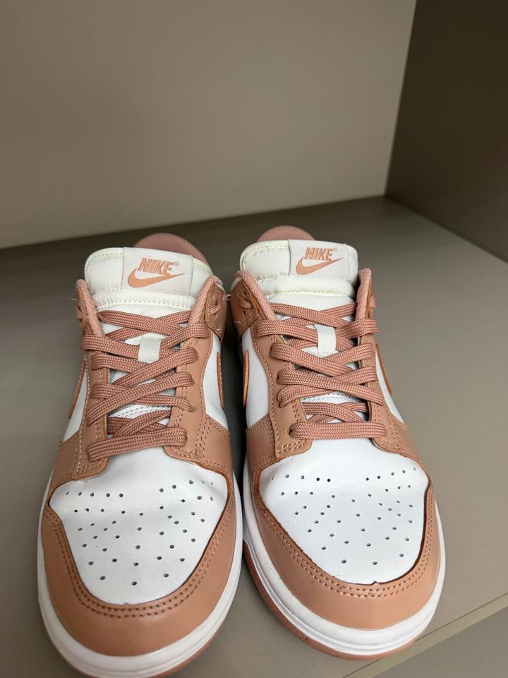 Оригинальные кроссовки Nike