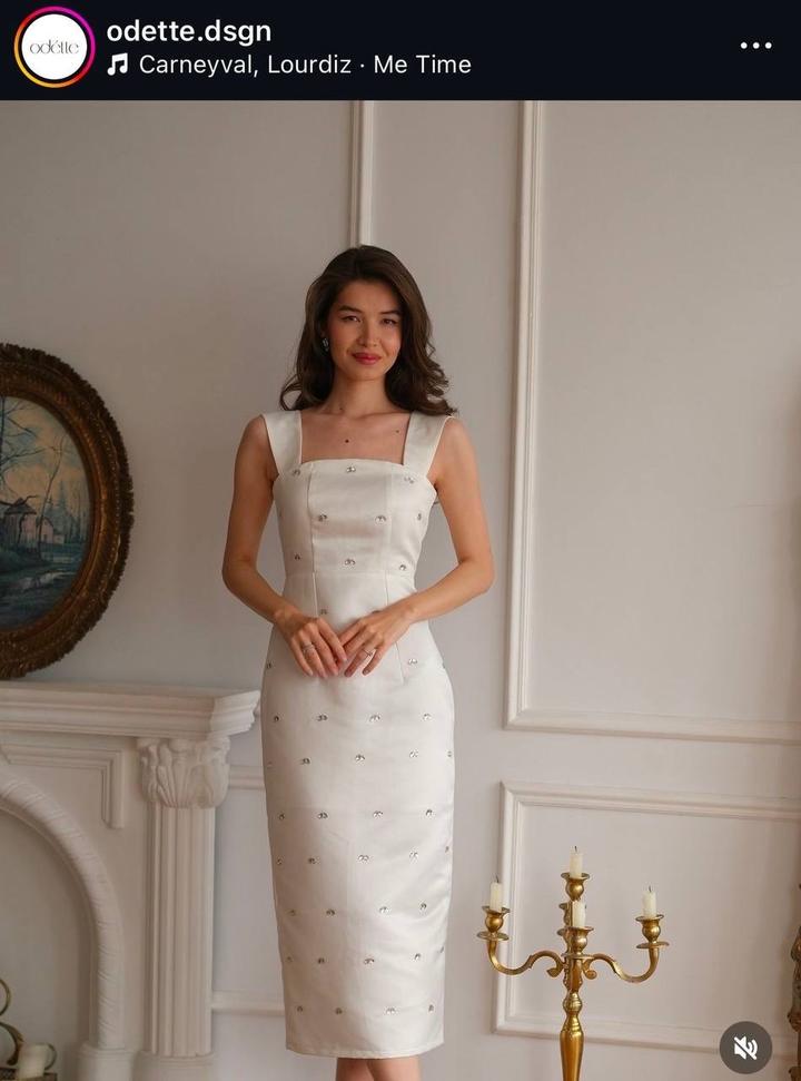 Белое платье odette