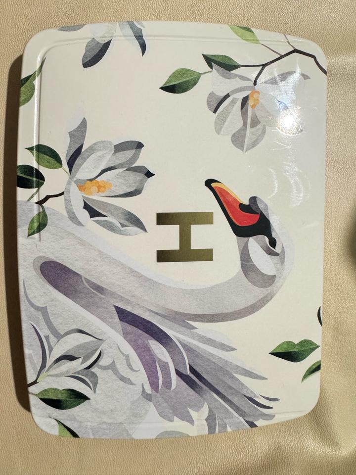 hourglass палетка