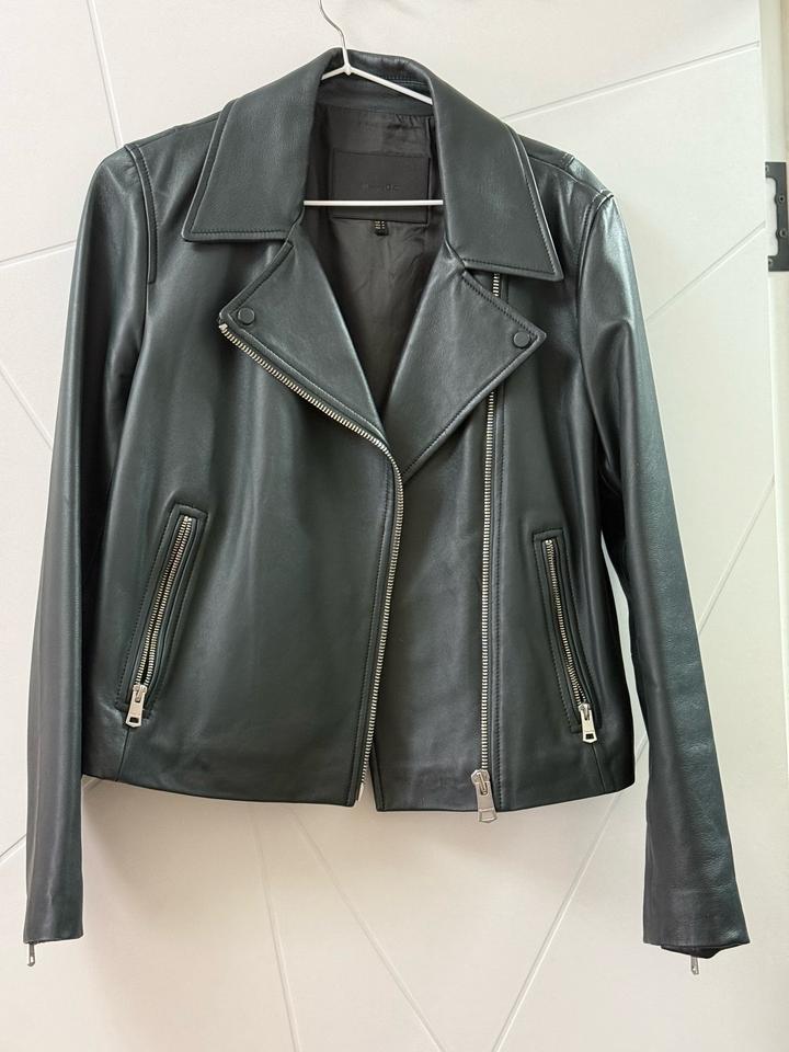 Кожаная куртка (косуха) Massimo Dutti