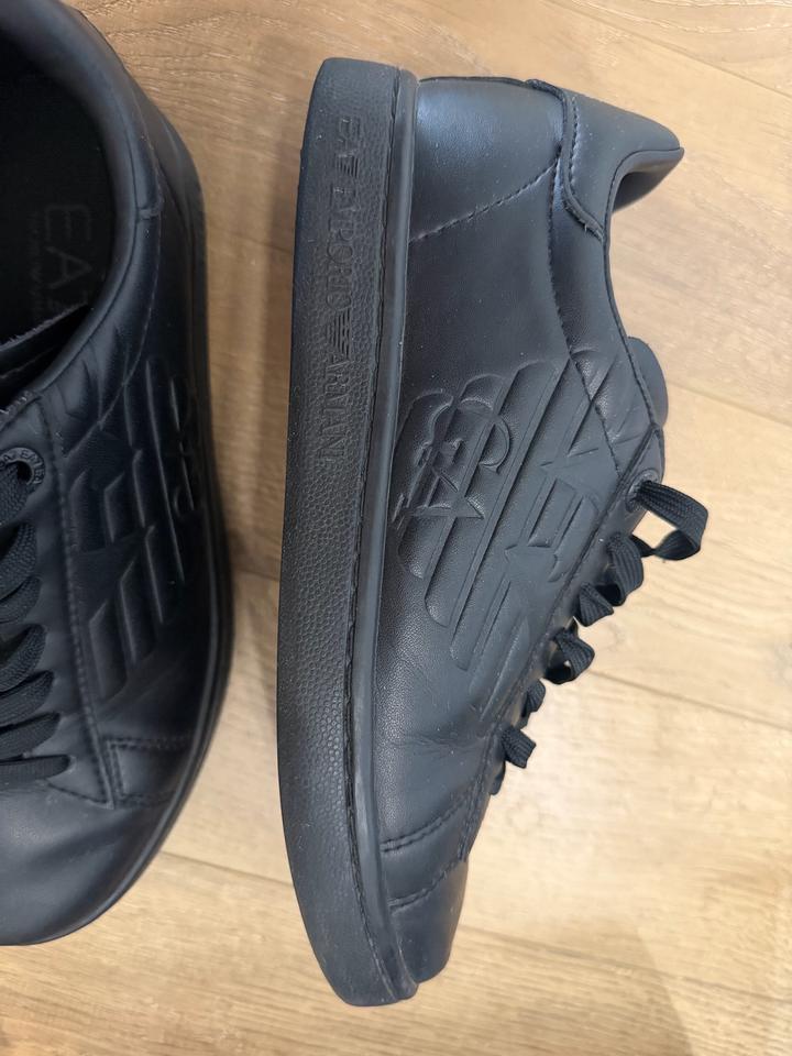 Кожаные кеды Emporio Armani