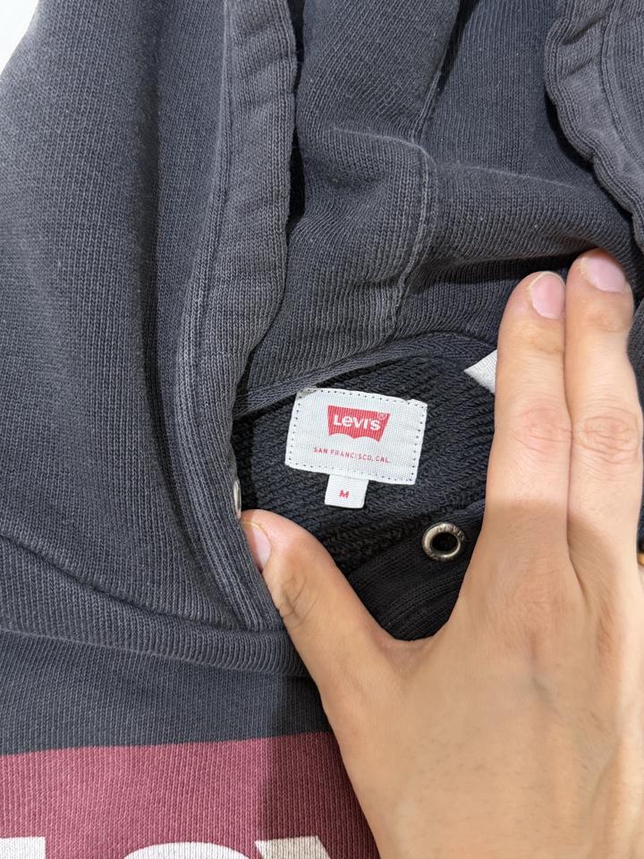 Худи Levi's