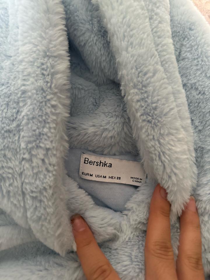 Теплая верхняя одежда для зимы/осени