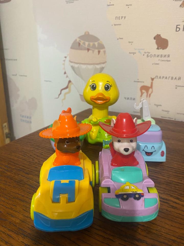 Машинки игрушки
