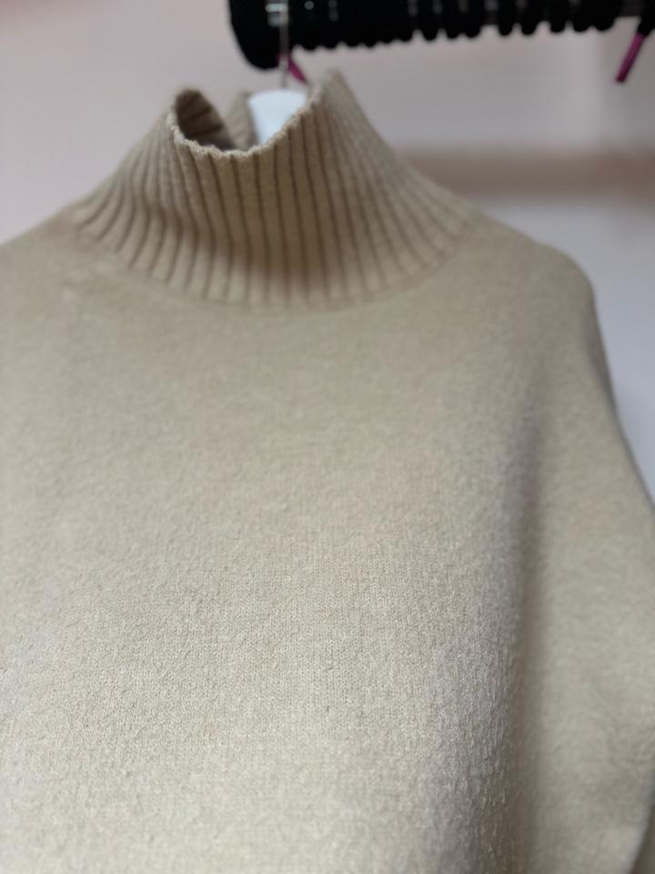 Свитер Gaissina