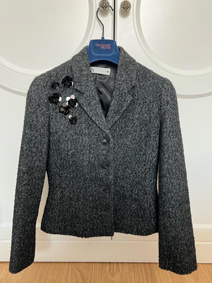 Пиджак шерстянной