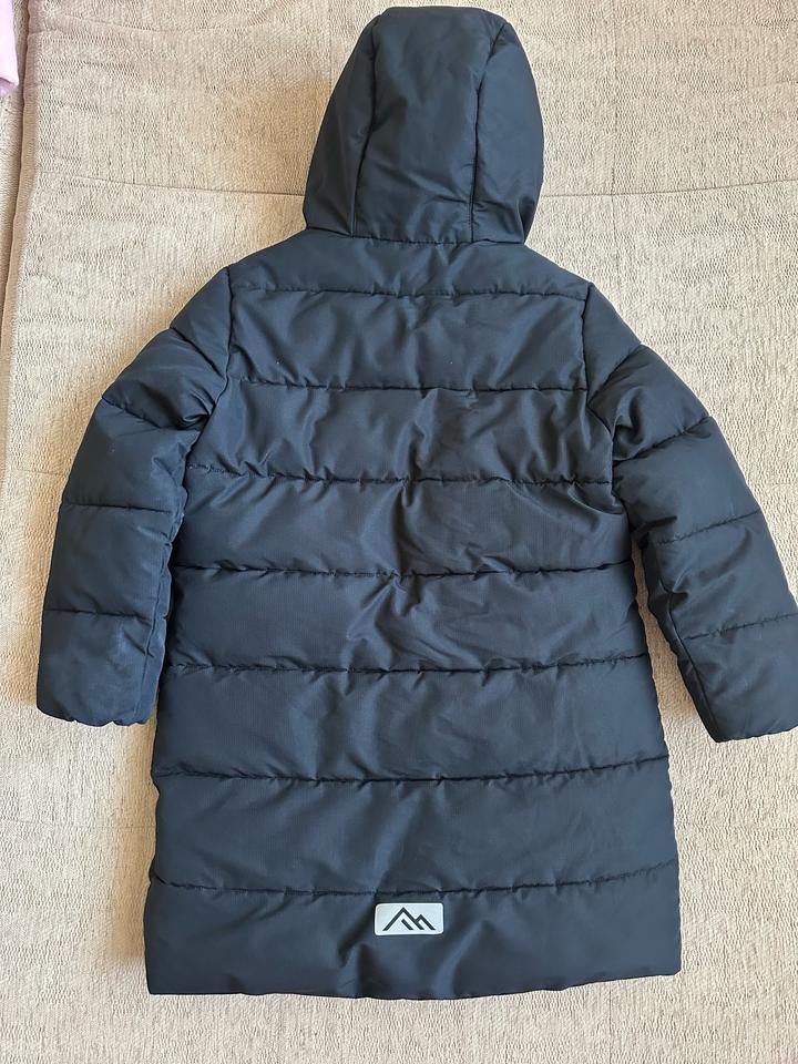 Зимний пуховик детский