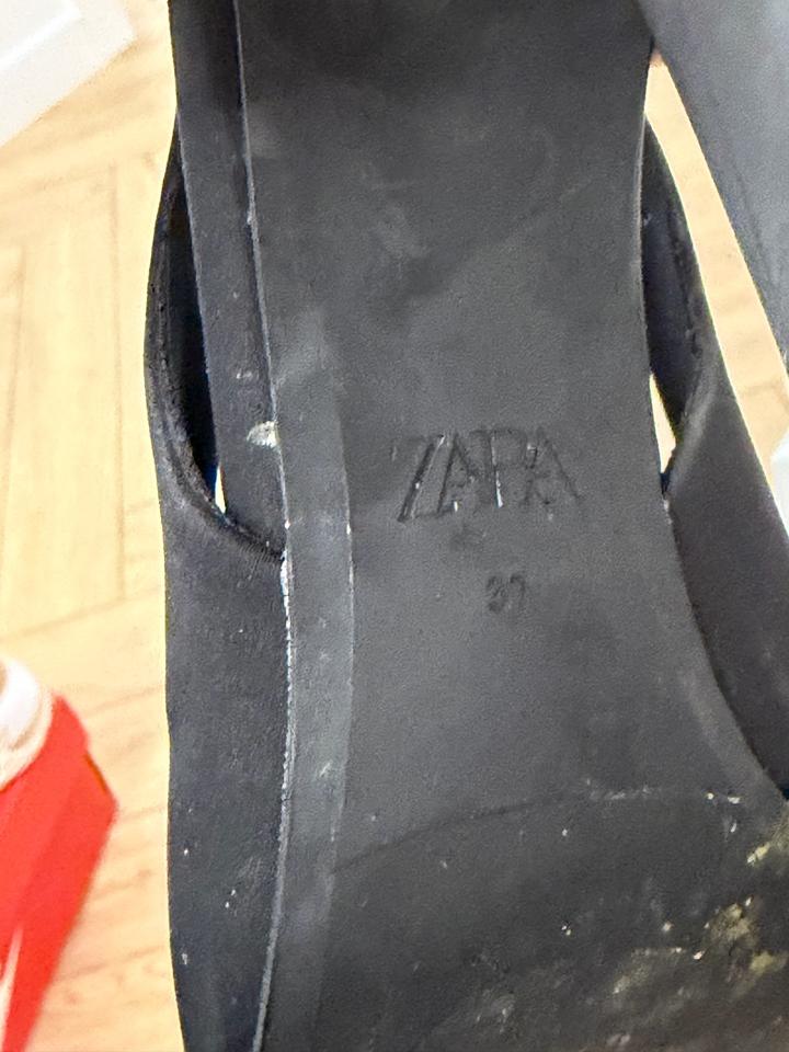 черные туфли Zara