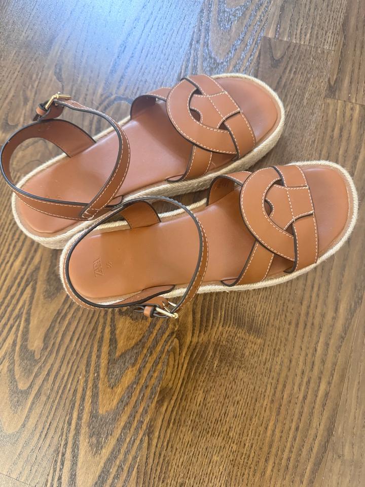 Босоножки Zara, 35 размер