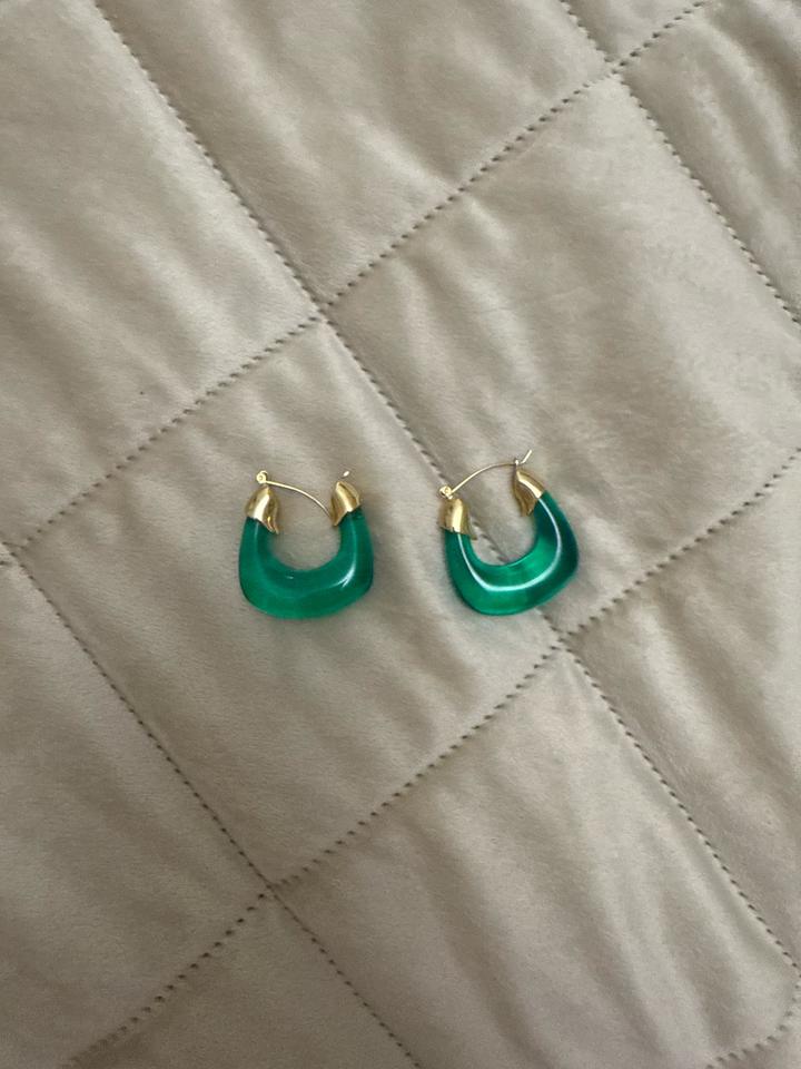 Серьги зеленые