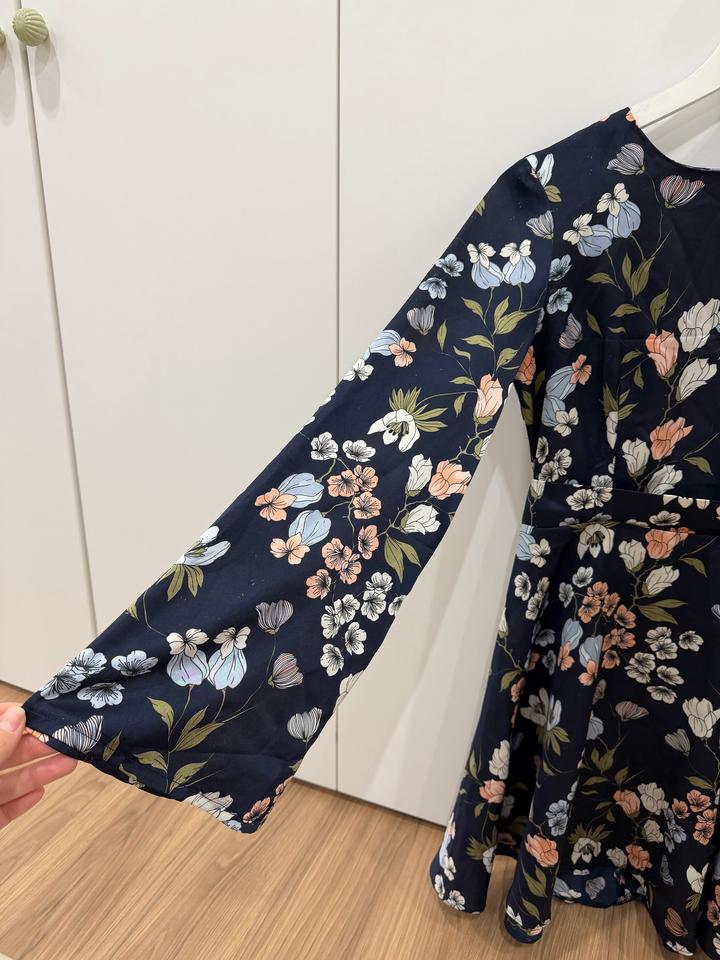 Платье с открытой спиной