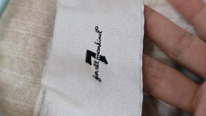 Кашемировая кофта из итальянского брэнда