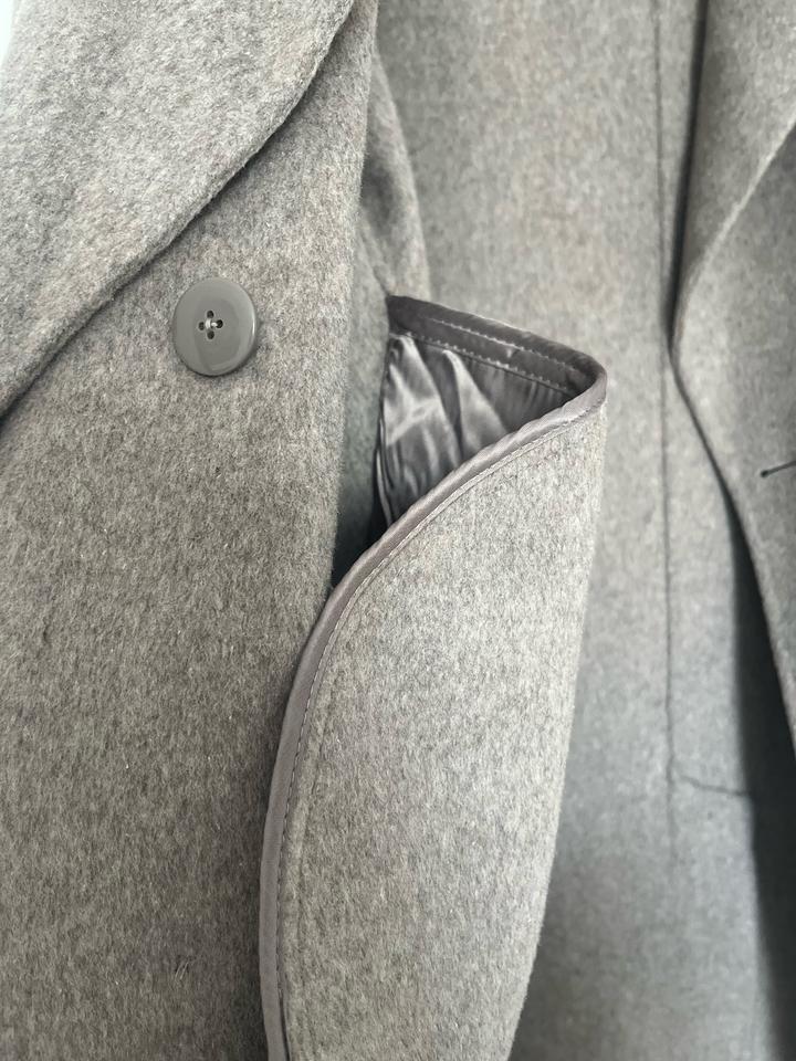 Пальто “Mango”