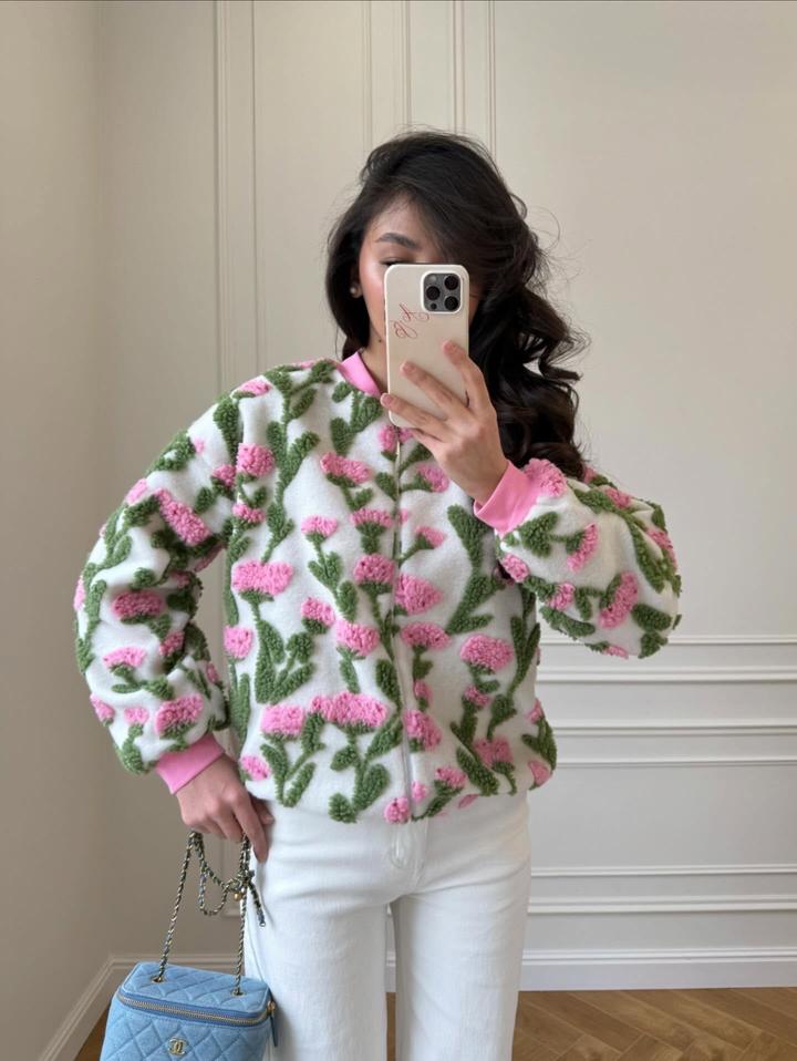 Бомбер с тюльпанами