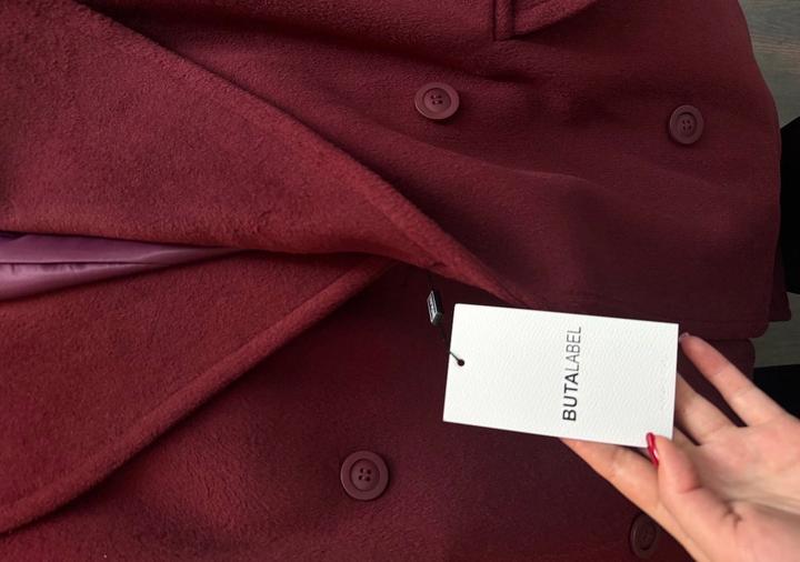 Пальто из шерсти