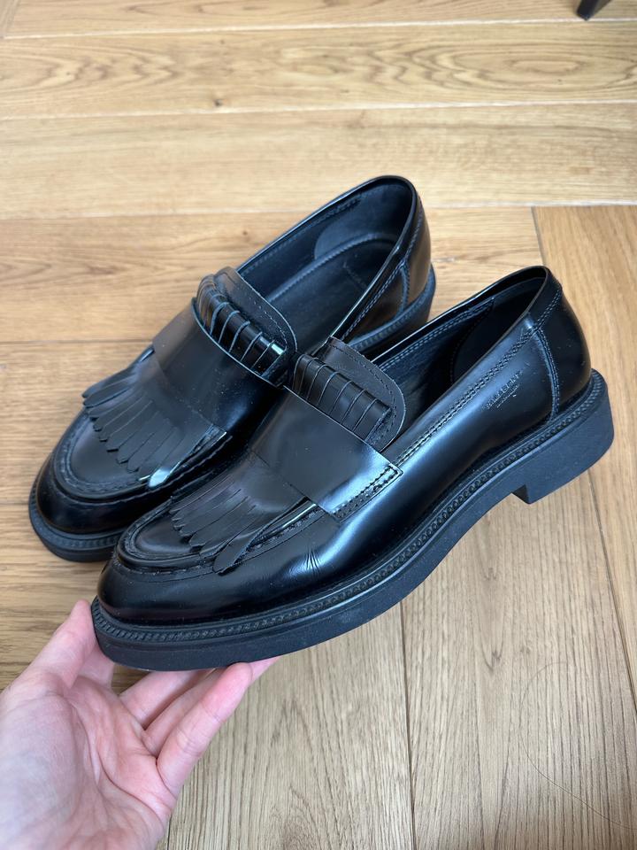 Лоферы из натуральной кожи VAGABOND