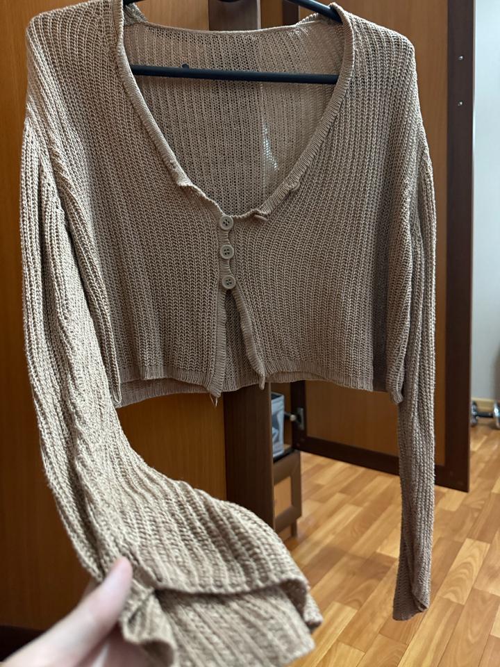 Кардиган вязаный