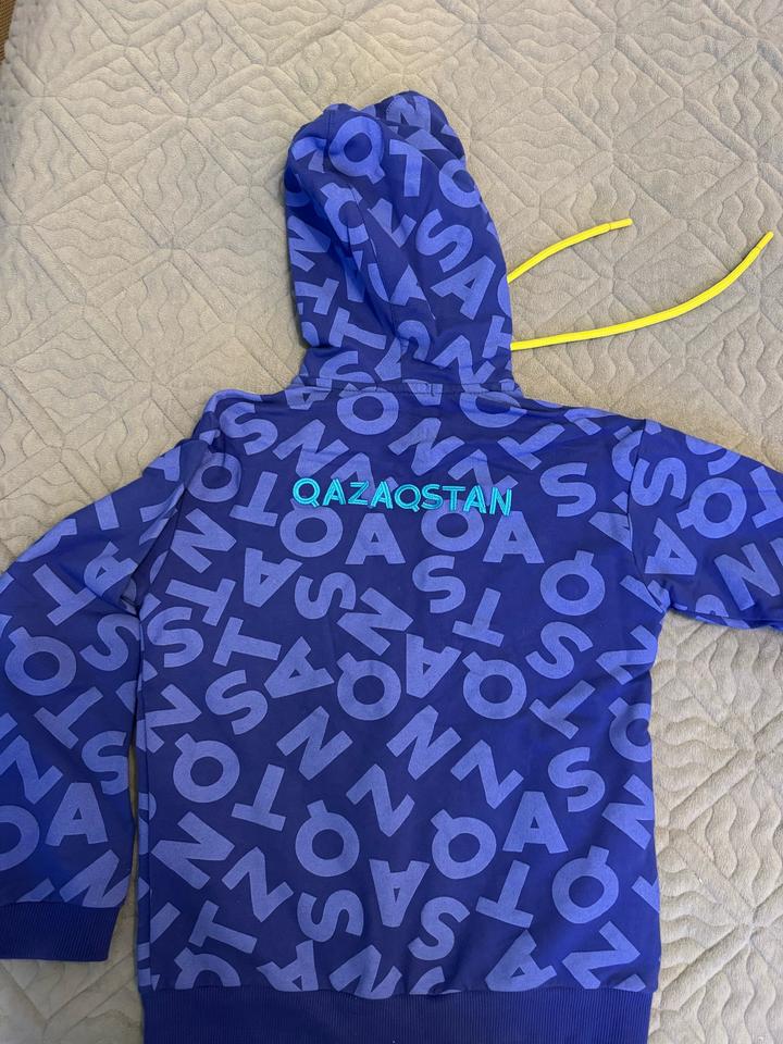 Продам кофту