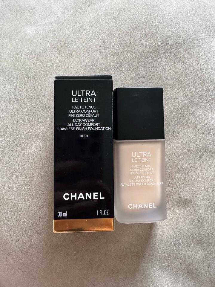 Chanel Ultra Le Teint Fluide