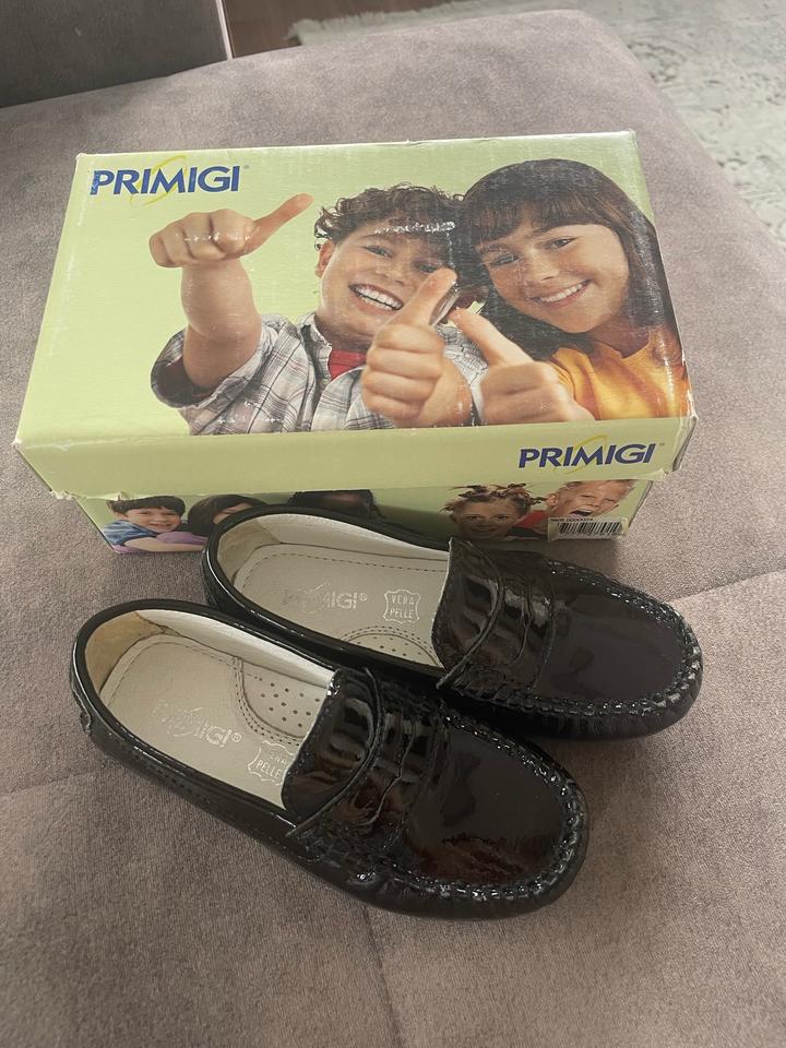 Лоферы от бренда Primigi