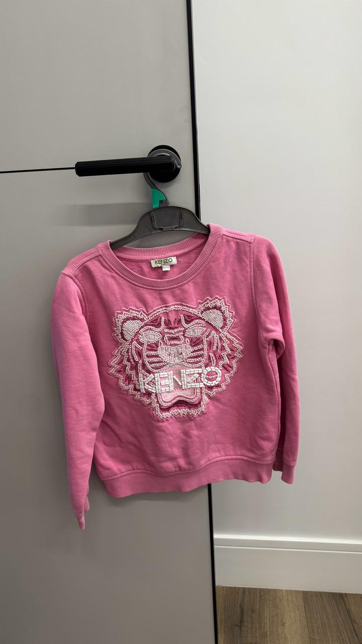 Кофта худи.