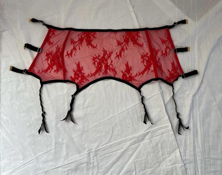 Пояс + Чулки VIPA